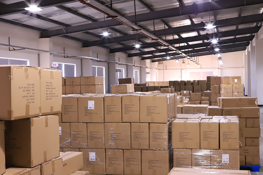 Packaging & Shipment